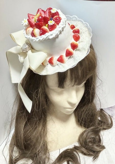 白くて可愛い?ショートケーキのミニハット